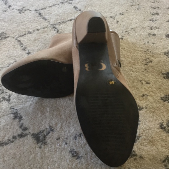 {Gianni Bini} Booties - Picture 4 of 6